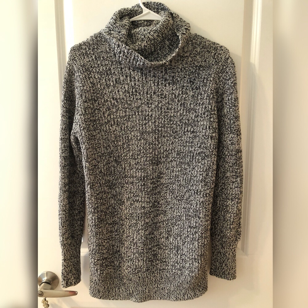 abercrombie & fitch sweater